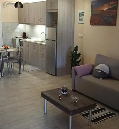 Apartamento Marathos *