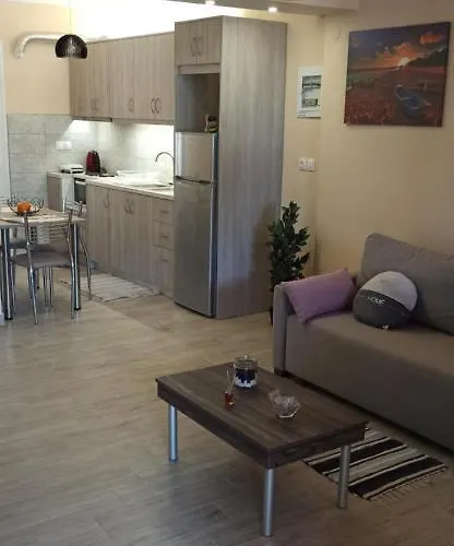 Apartment Marathos *